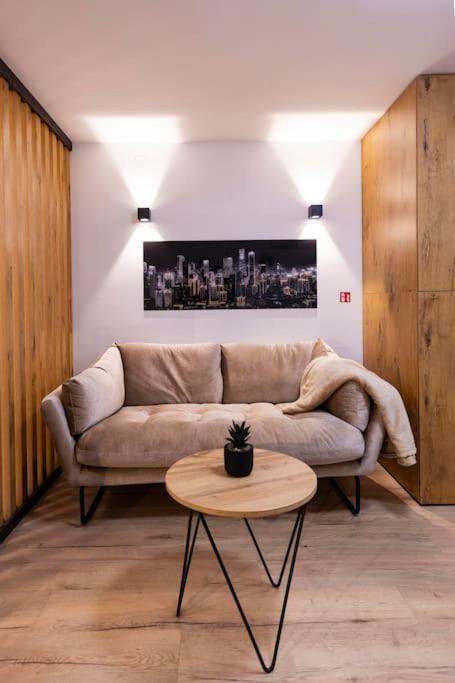 Apartament Wooden Gem By *