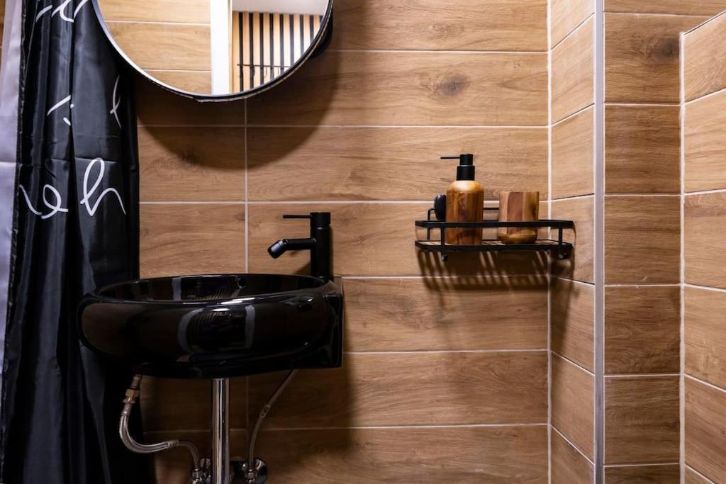 Wooden Gem By Apartament *